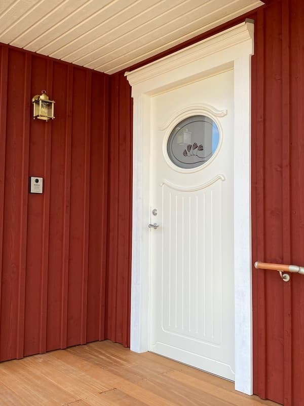 スウェーデン製木製断熱ドア