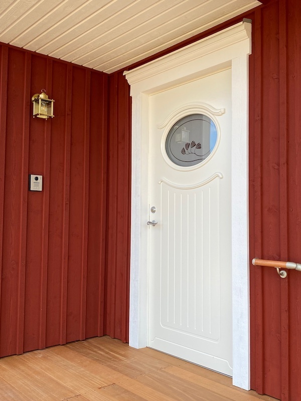 スウェーデン製木製断熱ドア