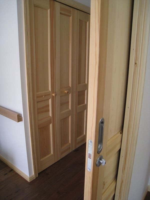 室内ドアは引戸も可能