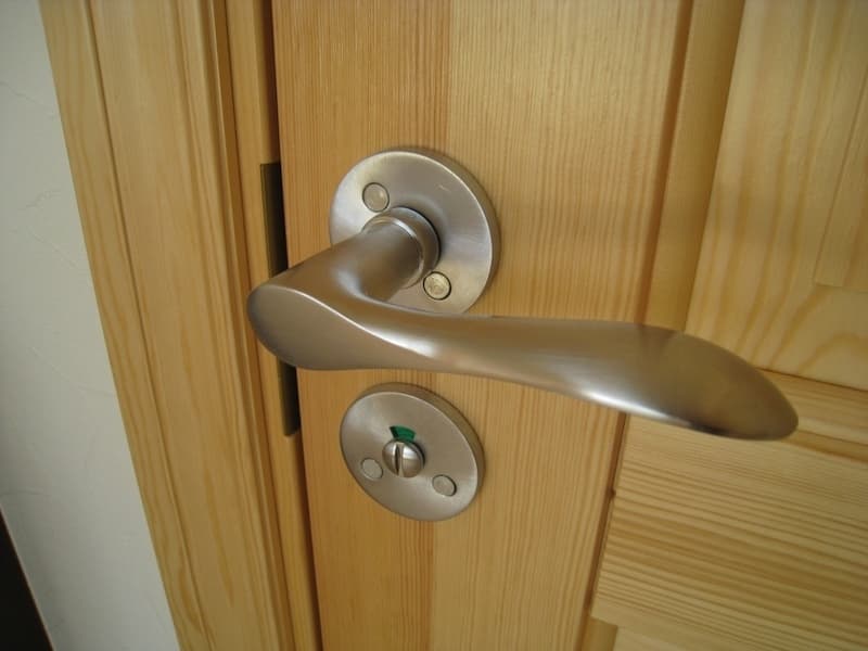 キープレートの代わりにサムターン