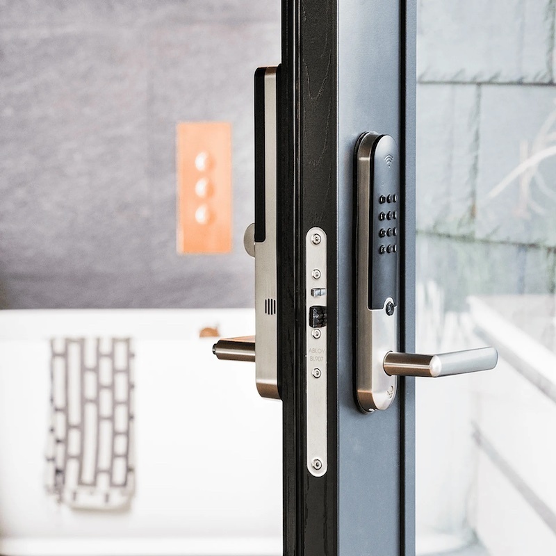 玄関ドア用電子錠