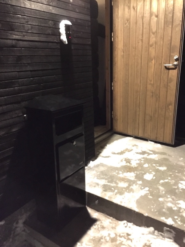 極寒地で屋外設置の宅配ボックス